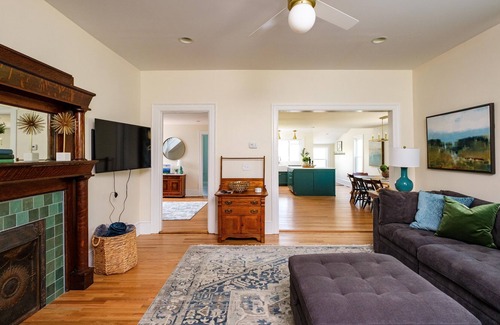 Bridgewater House | River Mill House -Riverside Historical Home in the beautiful Shenandoah Valley