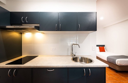 Queanbeyan East Hotel | River Motel