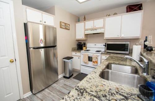 Carolina Forest Apartment | River Oaks Fairways 27-E by Palmetto Vacation Rentals