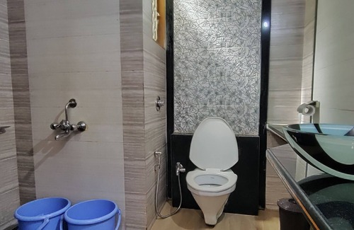 Panchgani Hotel | River Palace