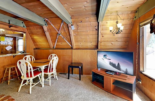 Christmas Valley House | River Park Manor