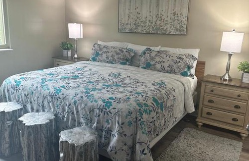 Pigeon Forge House | River Place Condos #401 2BD
