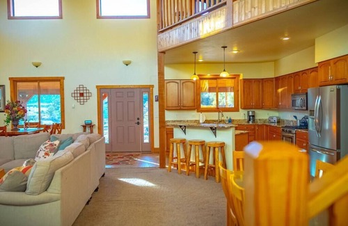 Canon City House | River Ranch Summary: