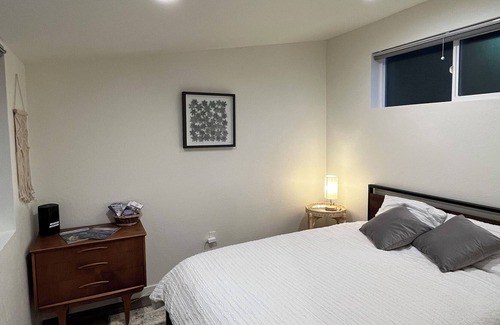 Murphy Apartment | River Rapids home: new 2023, hot tub March 2024
