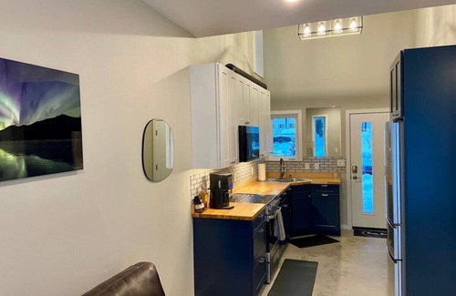 Fairbanks House | River Rest 2: On river, prime location in town.