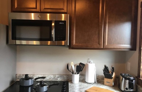 Silver Star Cabin | River Rest Luxury Cabin - The Beaverhead. Beautiful River and Mountain Views!