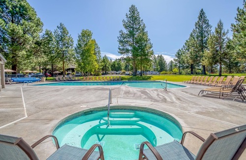 Southwest Bend Villa | River Ridge 321a
