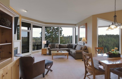 Southwest Bend Villa | River Ridge 321a
