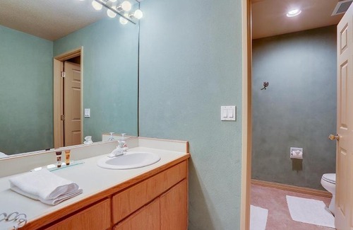Century West Apartment | River Ridge 416B condo