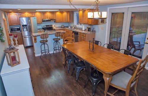 Badger House | River Ridge Lodge on the Chena River
