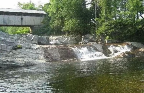 Bath House | River Ridge Mountain Lodge - Bath, NH