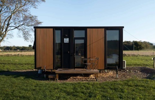 Waimate District House | River Road Retreat 1 by Tiny Away