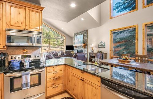 Estes Park House | River Rock Retreat - EV #6032 condo