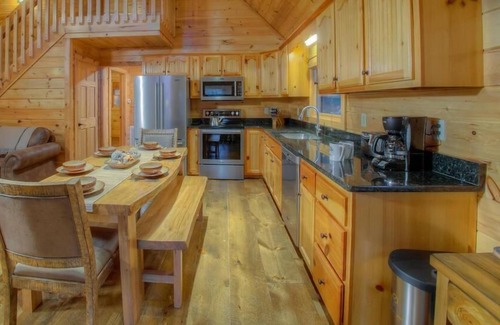 Cashes Valley Cabin | River Rush Cabin- Steps away from Riverside | Outdoor Living | Fightingtown Creek