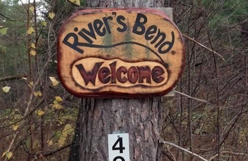 Twin Mountain Cabin | River's Bend Cabin - Log Home in the White Mountains Perfect for all Seasons