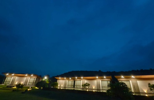Gangavhare Hotel | River's Edge By Escape Stays