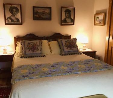Todd Bed & Breakfast | River ' s Edge Inn