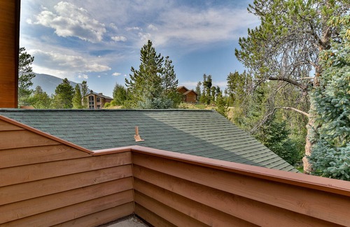 Frisco House | River Song Home: Luxury On The River