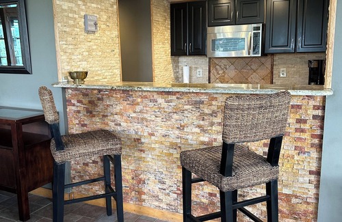 Kerrville Condo | River, swimming Pool, Tennis, Kayaking, Dining, Walking/Running Trails, Views