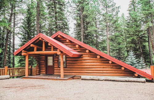 Greer Cabin | River Tranquility managed by Cabin Butler