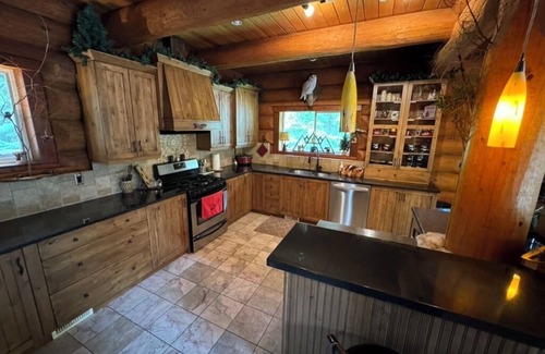 Popkum Ski Chalet | River Valley Lodge - The Best of BCn