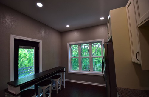 Iowa Falls House | River View #1 - Charming 2-bedroom house with AC, WiFi in serene Iowa Falls