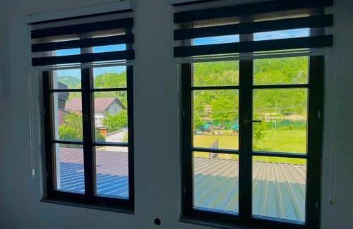 Lohovo Bed & Breakfast | River View