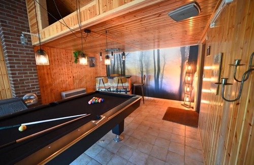 Rendeux Ski Chalet | River View
