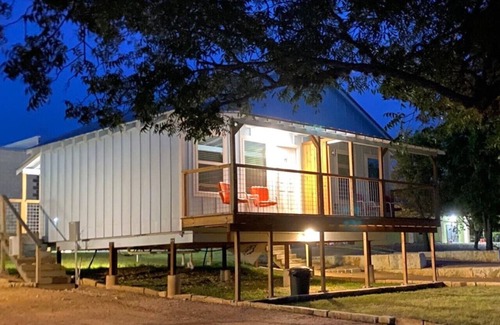 Kerrville Cabin | River View Deluxe King Cabin #19