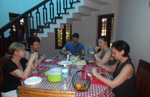 Alwaye House | River View Homestay