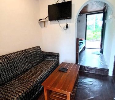 Maraiyur House | River view Homestay pambar