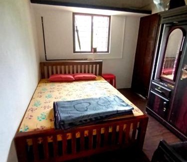 Maraiyur House | River view Homestay pambar