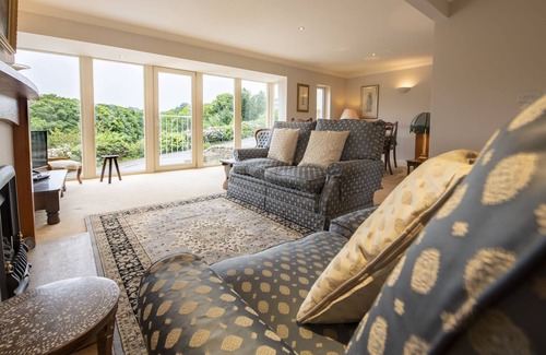 Ingleton Cottage | River View is a beautifully well-equipped town house is perfect for families