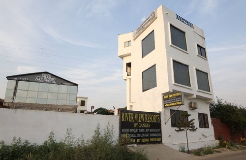 Mayapur Hotel | River View Resort