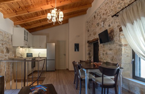Rethymno Villa | River view Villa, Private pool, near Rethymno
