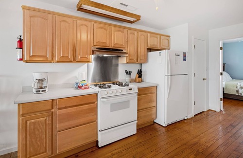 Folly Beach House | River Views, Endless Sunsets, 15th Block - Deep Water Dock perfect for Crabbing, Fishing!