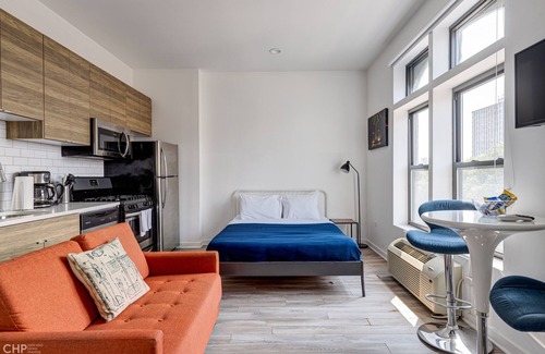 River West Apartment | River West, Third Floor Chicago by 747 Lofts