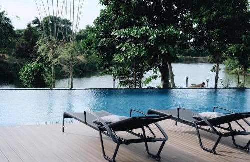 Chanthanimit Hotel | Riverawan Hotel