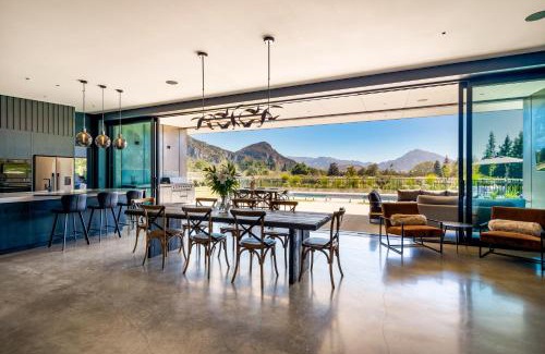 Albert Town Villa | Riverbank by Sothebys Luxury Rental Homes