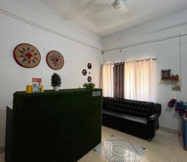 Sualkuchi House | Riverbank Guesthouse with Restaurant & self cooking facility