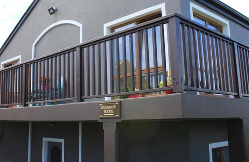 Doolin House | Riverbank Rooms
