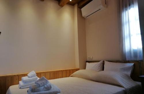 Dio-Olympos House | RiverBed Traditional Guest House