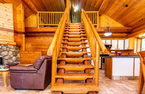Regional District of Nanaimo Resort | Riverbend Cottage & RV Resort