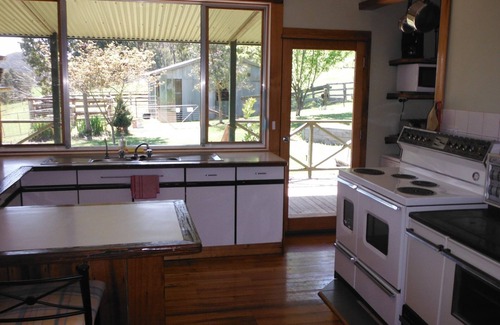 Freeburgh House | Riverbend Homestead Horse and Farmstay