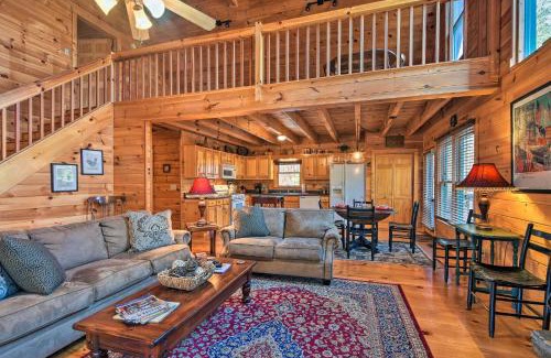 Ellijay House | Riverbend Reserve Cabin with Yard and Fire Pit!