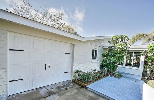 River Breeze Estates House | Riverbreeze for Oceanbreezes. Come relax at our quiet beach house