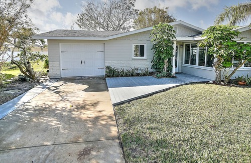 River Breeze Estates House | Riverbreeze for Oceanbreezes. Come relax at our quiet beach house