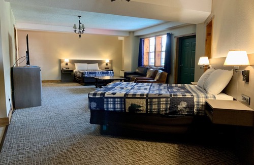Pigeon Forge Hotel | Riverchase Lodge