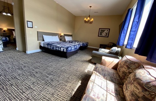 Pigeon Forge Hotel | Riverchase Lodge