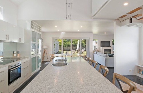 Port Fairy House | Riverend Regent - Charmingly Central Home With Tastefully Modern Features